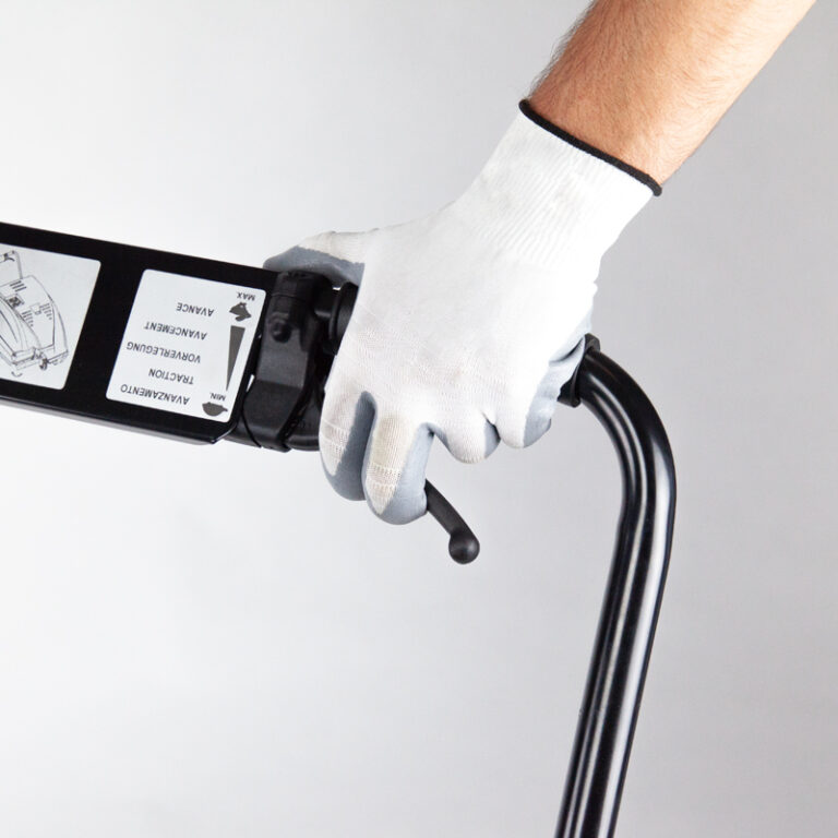 RESPONSIVE HANDLING