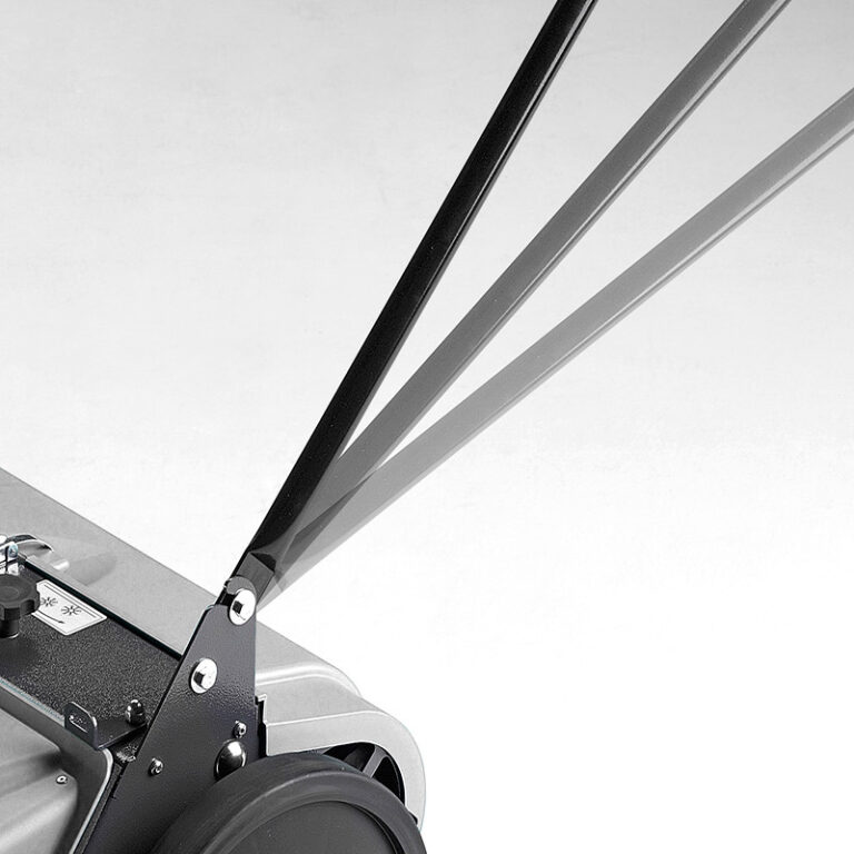 ADJUSTABLE HANDLE